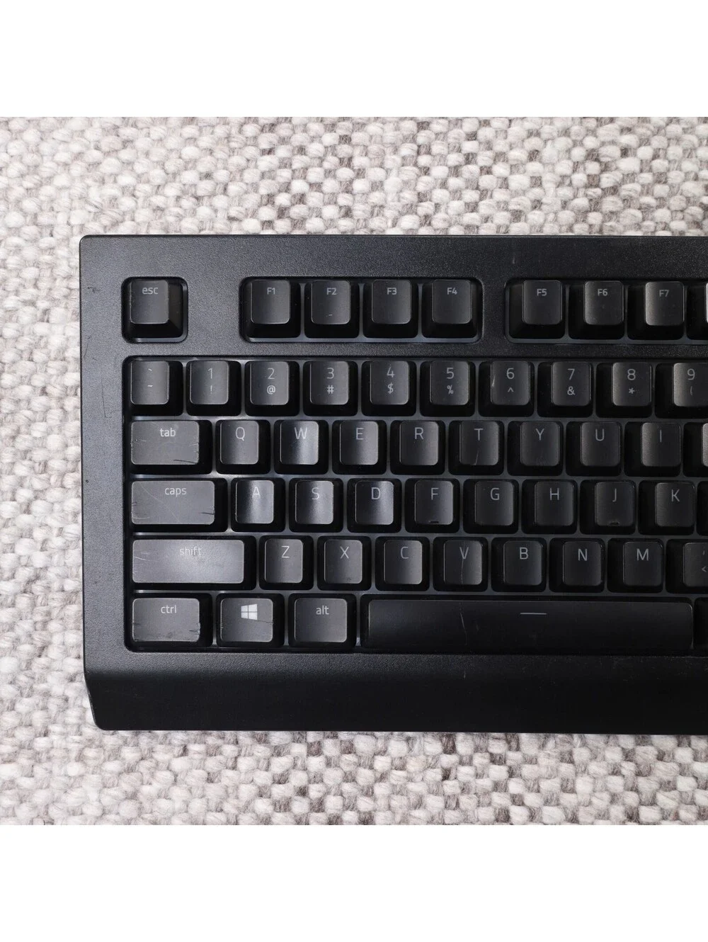Razer Cynosa V2 Wired Gaming Keyboard RGB Backlit Membrane Black RZ03-0340 Works